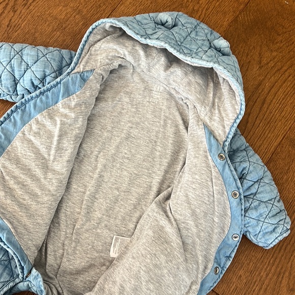 Gap Baby - 6-12months Baby Quilted Chambray Bear One-Piece - Picture 3 of 3